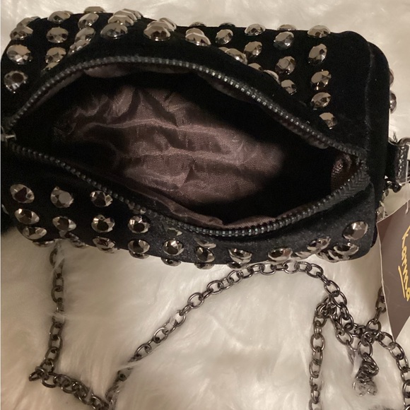 Black Velvet Fashion Karma Crossbody with Rhinestones. - Picture 8 of 9